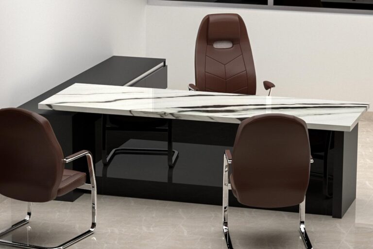 Instagram post from solucionenmobiliario. This post is in position 47.