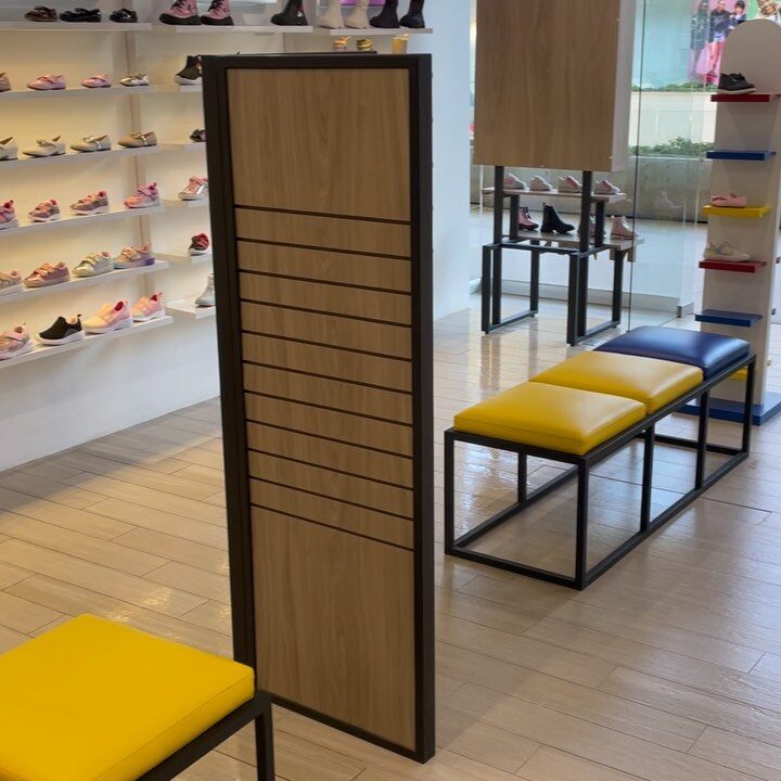 Instagram post from solucionenmobiliario. This post is in position 20.