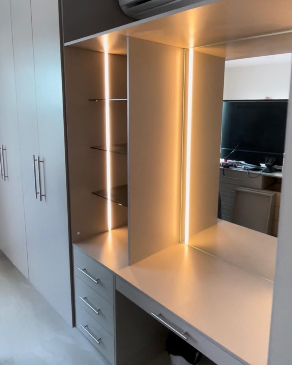 Instagram post from solucionenmobiliario. This post is in position 0.