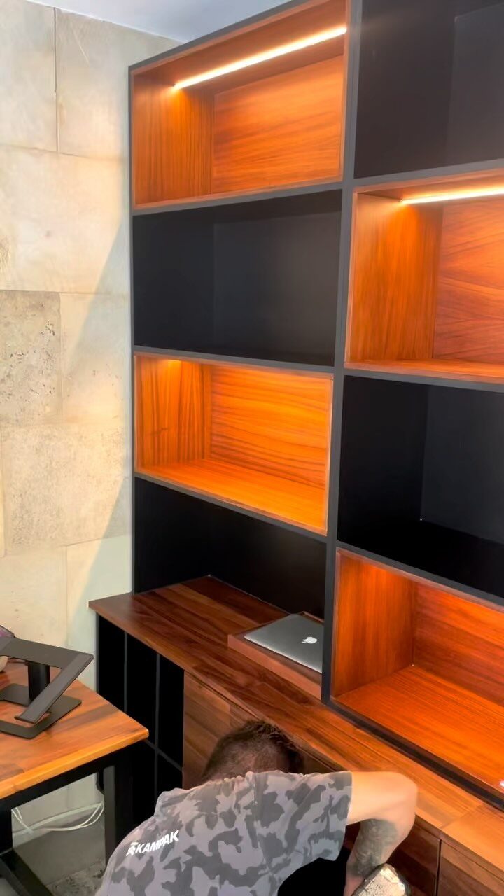 Instagram post from solucionenmobiliario. This post is in position 37.