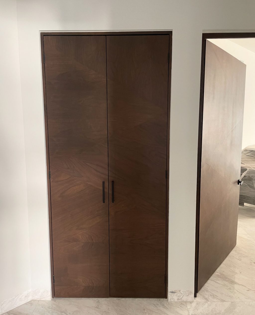 Instagram post from solucionenmobiliario. This post is in position 12.