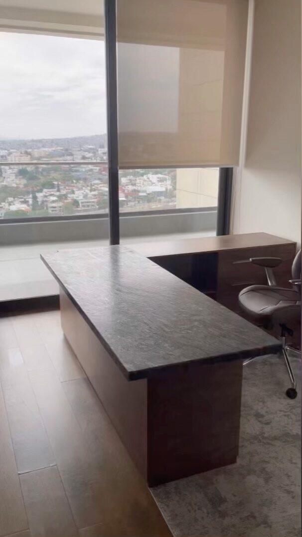 Instagram post from solucionenmobiliario. This post is in position 50.